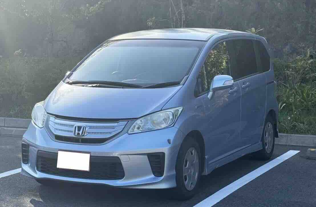 2011 honda freed hybrid